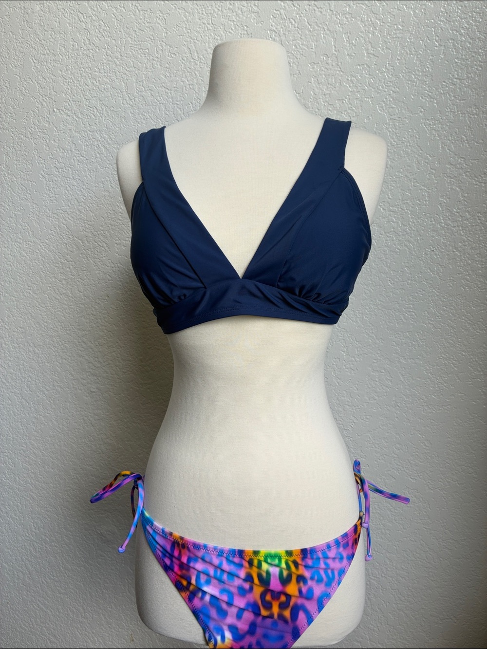 RELLECIGA Navy V-Neck Bikini Top with Multicolor Tie-Side Leopard Bottoms